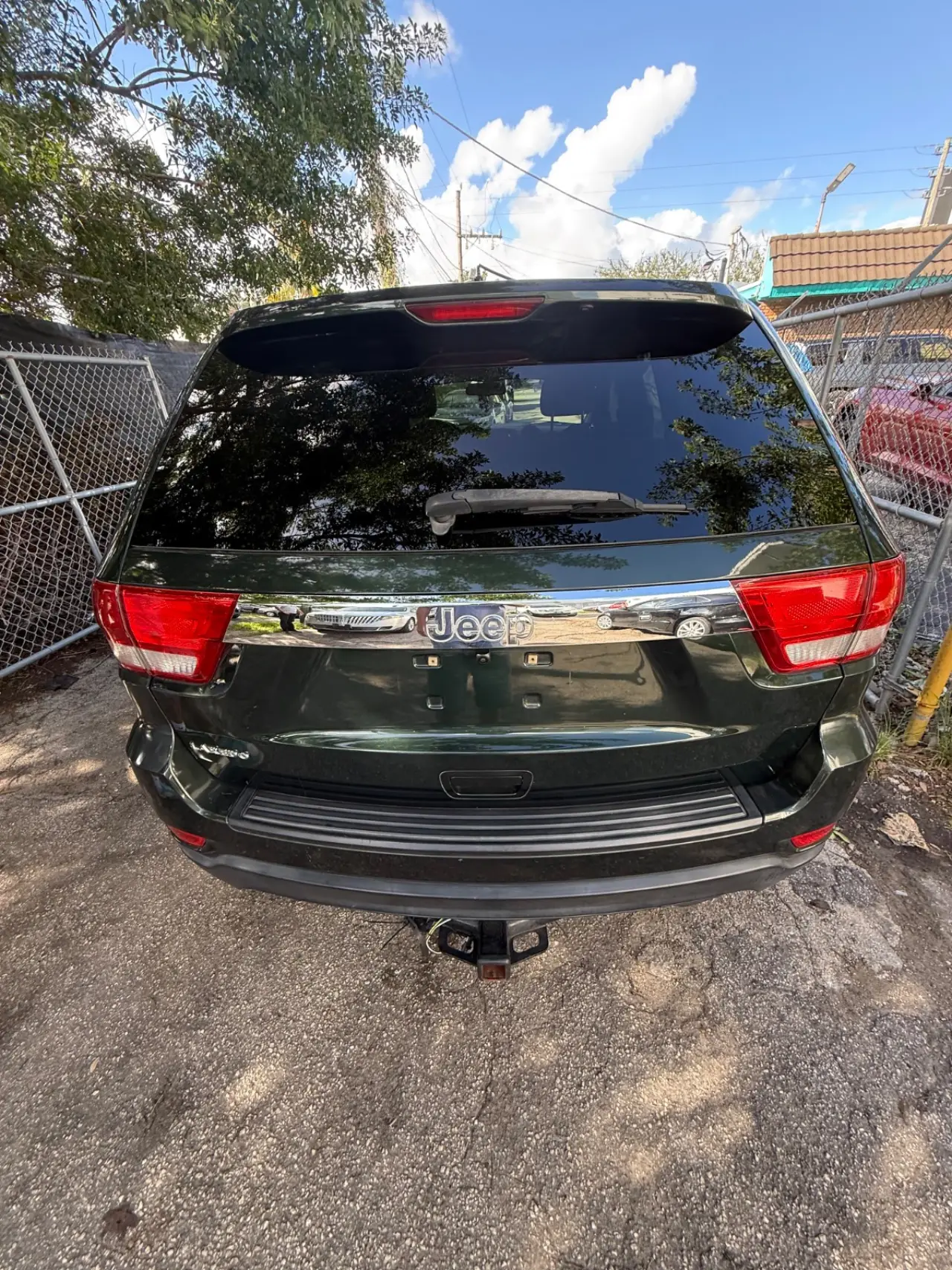 2011 Jeep Grand Cherokee Photo 4